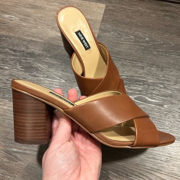 Nine West Women's Brown Mules - Picture 6 of 7